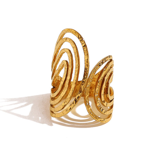 Amari Twirl Ring