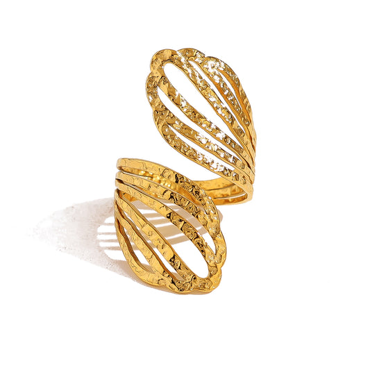Amari Twist Ring