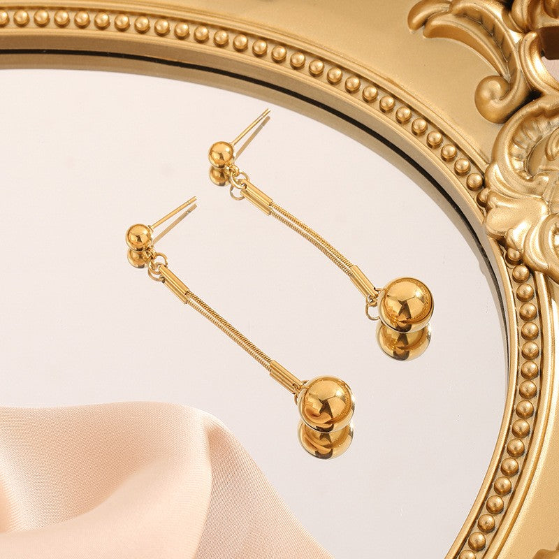 Amelia Drop Earrings