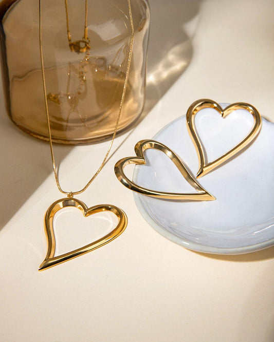 Amira Earrings and Necklace Set