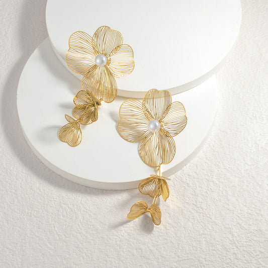 Elise Floral Drop Earrings