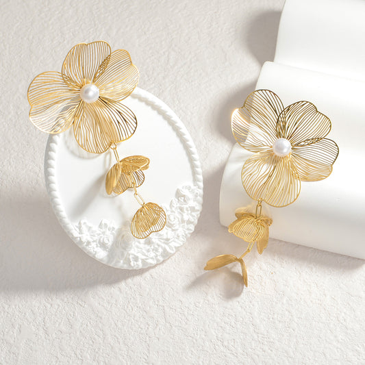 Elise Floral Drop Earrings