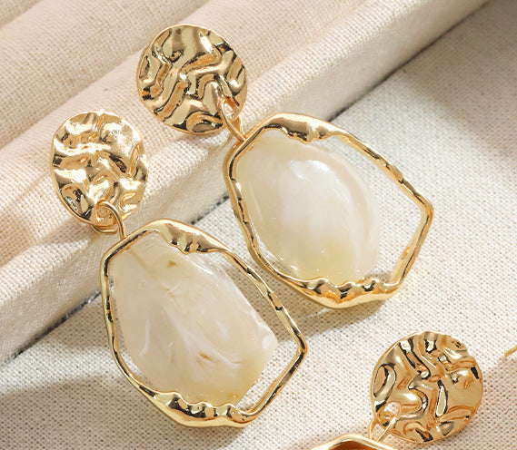 Nia Resin Drop Earrings