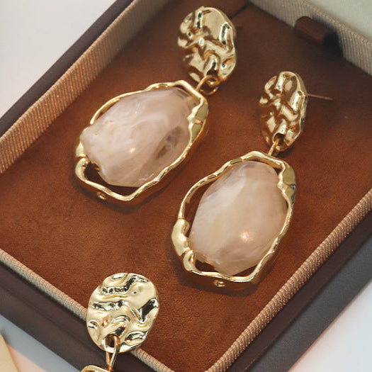 Nia Resin Drop Earrings