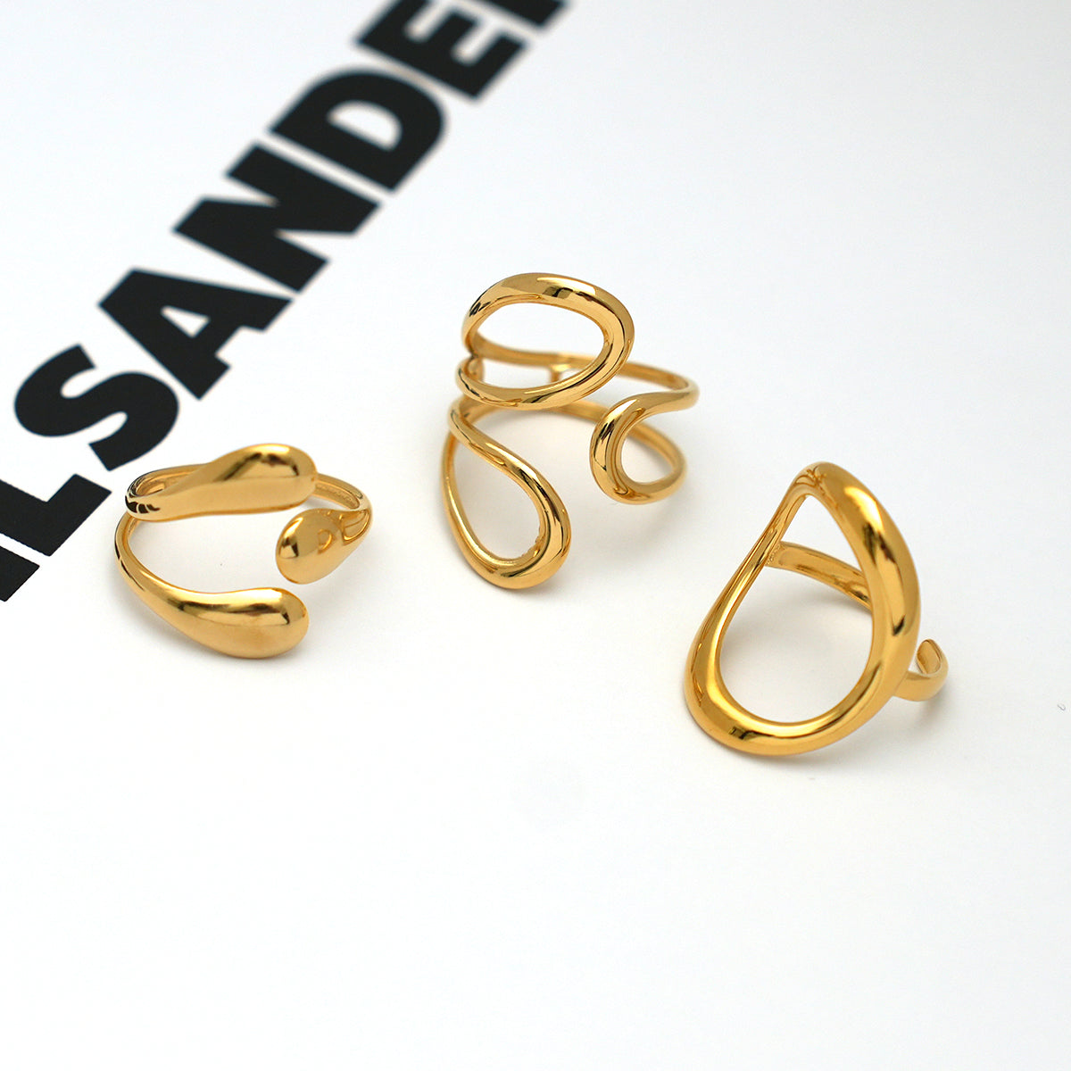 Nova Twist Ring