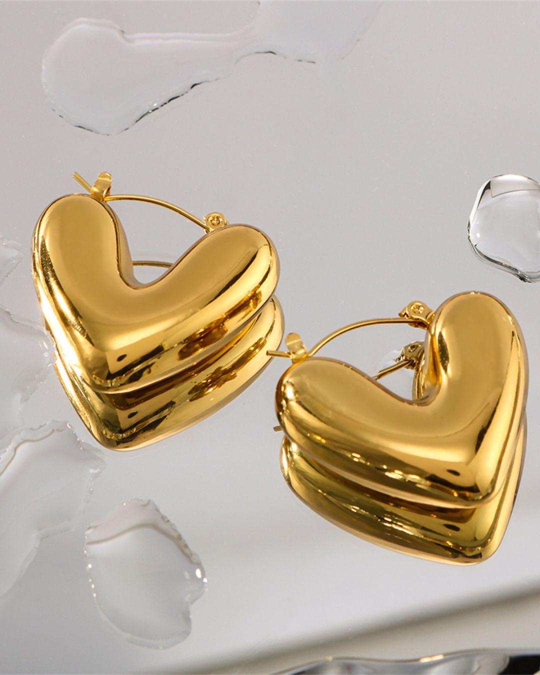 Nia Retro Heart Earrings