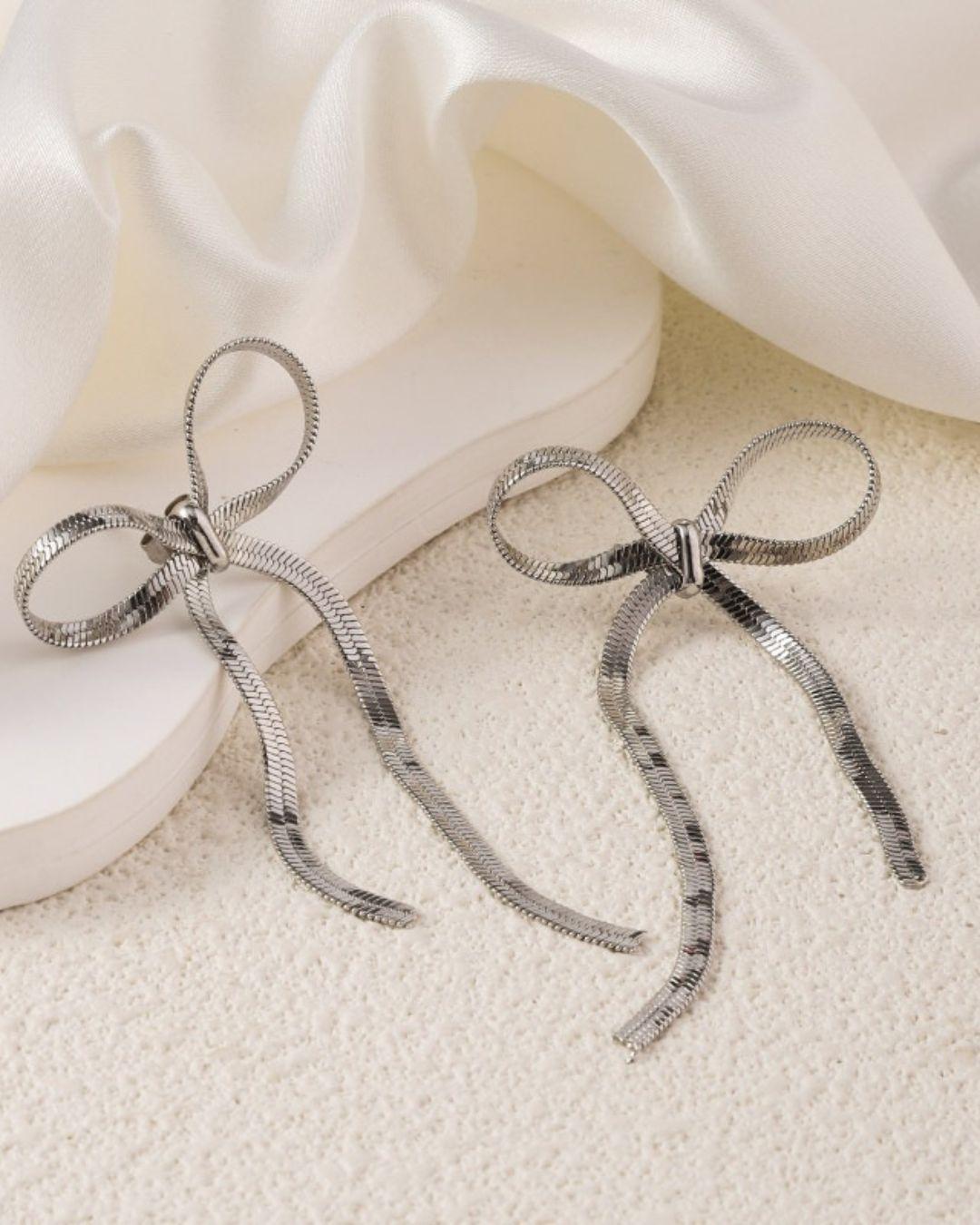 Riri Bow Earrings